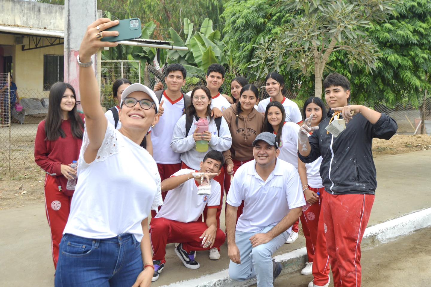 ¡JUNTO a la juventud construimos una ciudad más limpia y responsable!